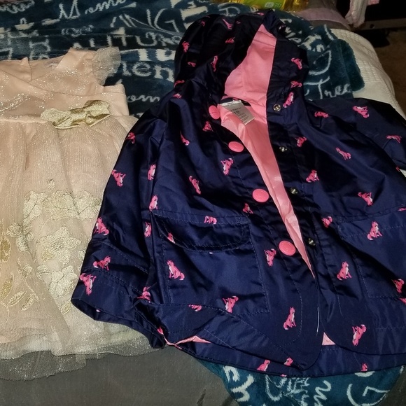 Meet your Posher, Mrs. Mack - Picture 3 of 8